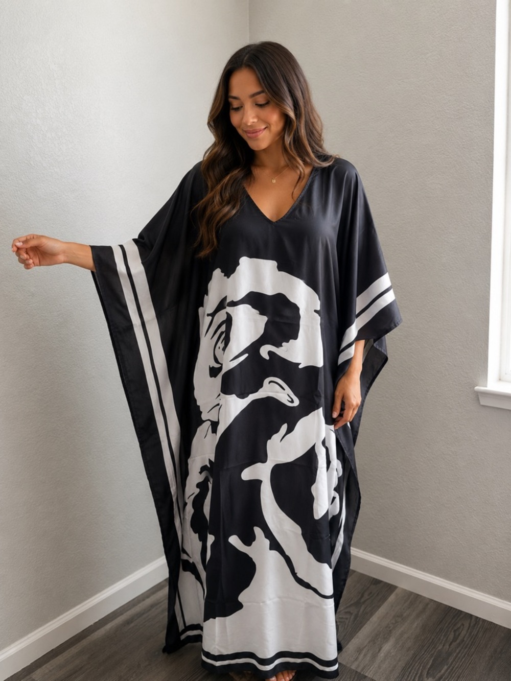 NWT Women’s Black & White Caftan Dress